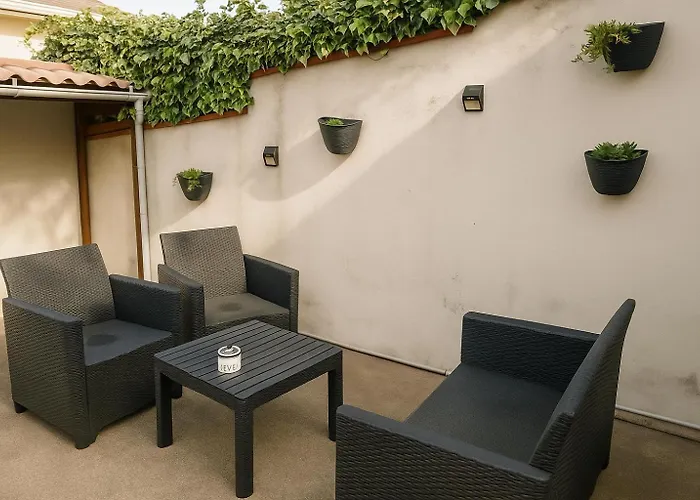 Privee - La Jade Коломье